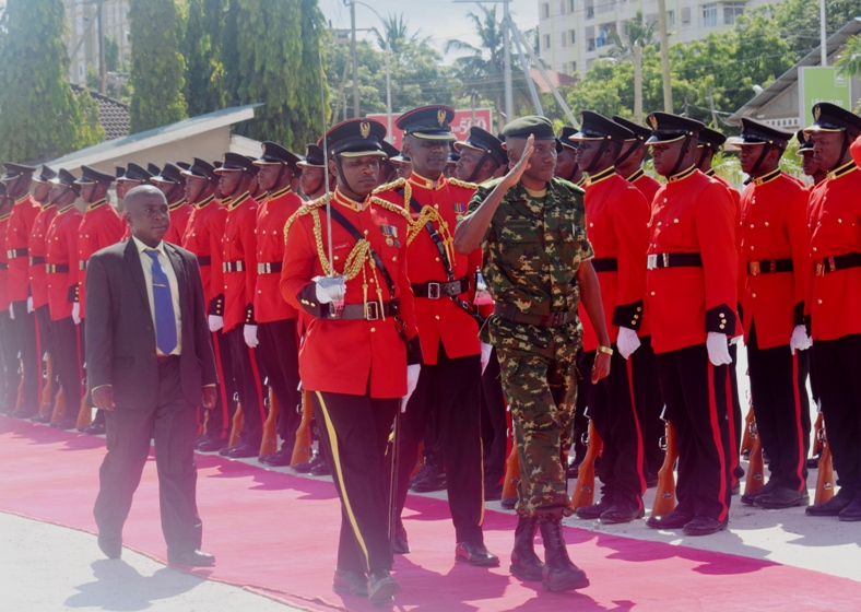 Mkuu wa Majeshi ya Ulinzi Burundi afanya ziara Makao Makuu ya Jeshi.
